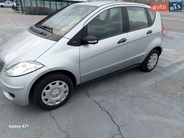Сірий Мерседес А клас, об'ємом двигуна 1.5 л та пробігом 190 тис. км за 4400 $, фото 1 на Automoto.ua