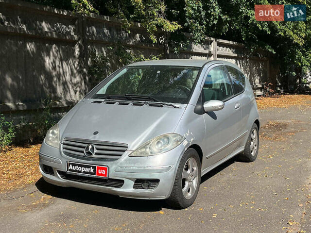 Серый Мерседес А класс, объемом двигателя 2 л и пробегом 355 тыс. км за 2980 $, фото 1 на Automoto.ua