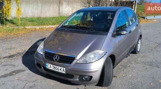 Сірий Мерседес А клас, об'ємом двигуна 1.5 л та пробігом 271 тис. км за 5500 $, фото 1 на Automoto.ua