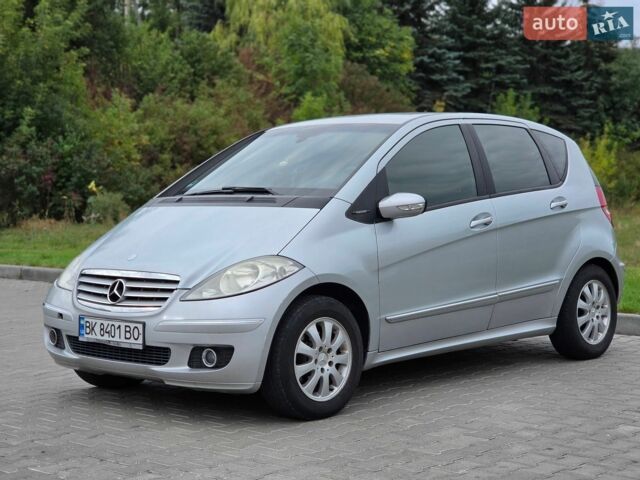 Сірий Мерседес А клас, об'ємом двигуна 1.5 л та пробігом 277 тис. км за 3999 $, фото 1 на Automoto.ua