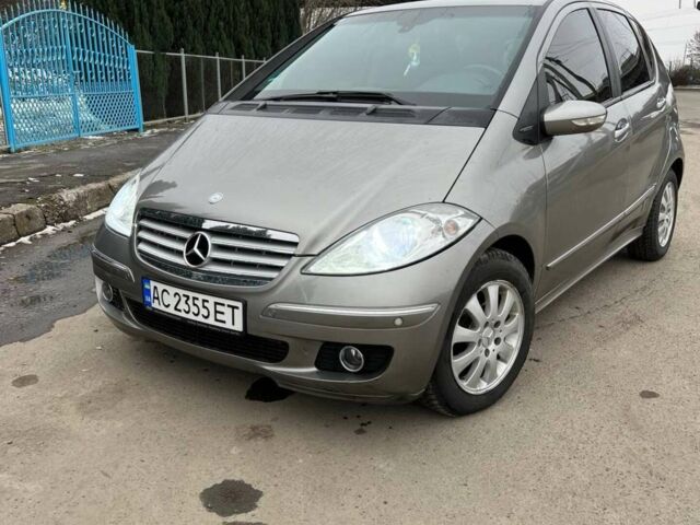 Сірий Мерседес А клас, об'ємом двигуна 2 л та пробігом 250 тис. км за 7700 $, фото 1 на Automoto.ua