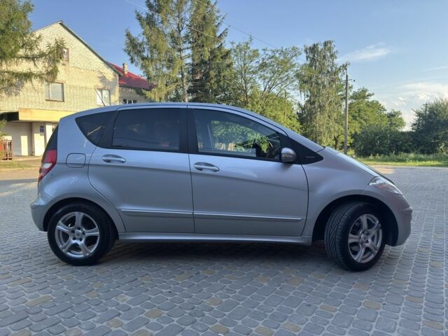 Сірий Мерседес А клас, об'ємом двигуна 1.7 л та пробігом 3 тис. км за 5000 $, фото 1 на Automoto.ua