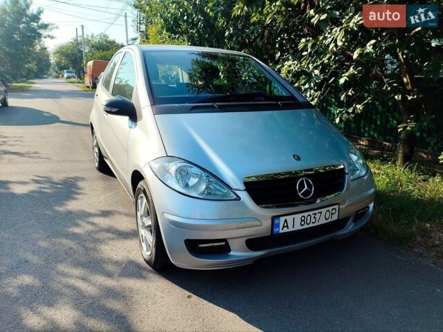 Сірий Мерседес А клас, об'ємом двигуна 1.5 л та пробігом 217 тис. км за 4500 $, фото 1 на Automoto.ua