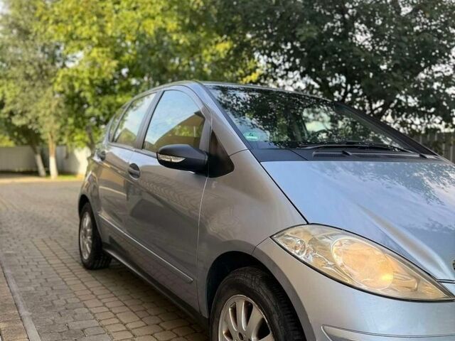 Сірий Мерседес А клас, об'ємом двигуна 1.5 л та пробігом 160 тис. км за 5000 $, фото 1 на Automoto.ua