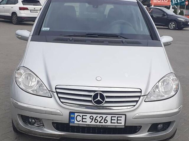 Мерседес А клас 2007 у Чернівцях на Automoto.ua Сірий Мерседес А клас, об'ємом двигуна 1.99 л та пробігом 212 тис. км за 5500 $, фото 1 на Automoto.ua