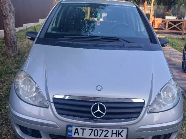 Серый Мерседес А класс, объемом двигателя 2 л и пробегом 200 тыс. км за 5500 $, фото 1 на Automoto.ua