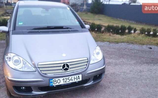 Серый Мерседес А класс, объемом двигателя 1.7 л и пробегом 244 тыс. км за 5850 $, фото 1 на Automoto.ua