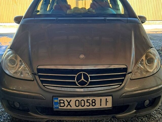 Серый Мерседес А класс, объемом двигателя 1.7 л и пробегом 189 тыс. км за 4700 $, фото 1 на Automoto.ua