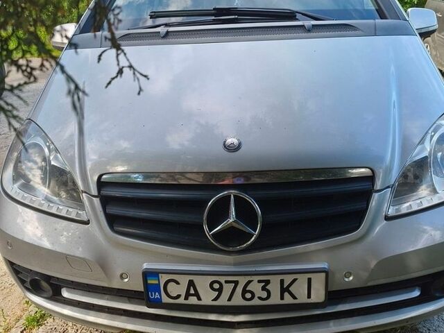 Серый Мерседес А класс, объемом двигателя 1.5 л и пробегом 165 тыс. км за 4300 $, фото 1 на Automoto.ua