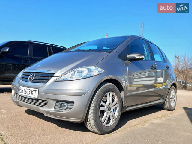 Сірий Мерседес А клас, об'ємом двигуна 1.7 л та пробігом 189 тис. км за 5500 $, фото 1 на Automoto.ua