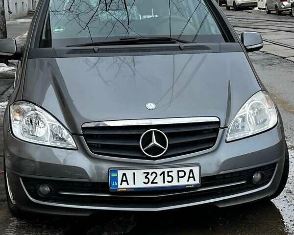 Серый Мерседес А класс, объемом двигателя 1.5 л и пробегом 260 тыс. км за 4700 $, фото 1 на Automoto.ua