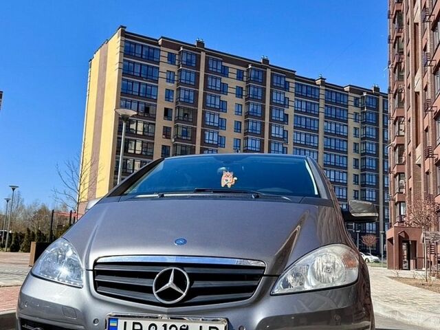 Серый Мерседес А класс, объемом двигателя 1.5 л и пробегом 130 тыс. км за 6700 $, фото 1 на Automoto.ua