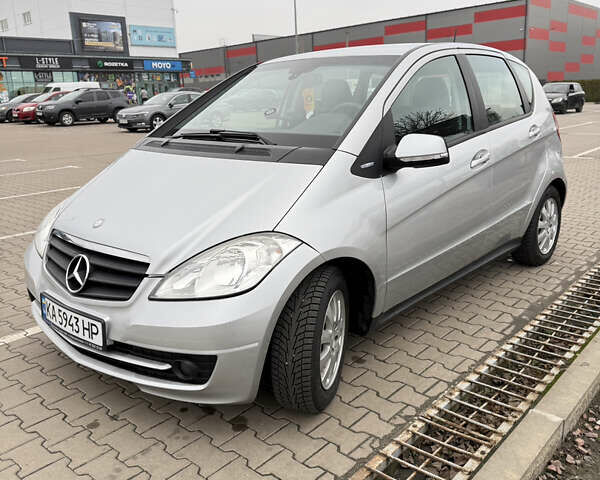 Сірий Мерседес А клас, об'ємом двигуна 1.5 л та пробігом 140 тис. км за 6500 $, фото 1 на Automoto.ua