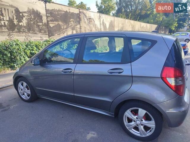 Сірий Мерседес А клас, об'ємом двигуна 1.5 л та пробігом 121 тис. км за 7300 $, фото 1 на Automoto.ua