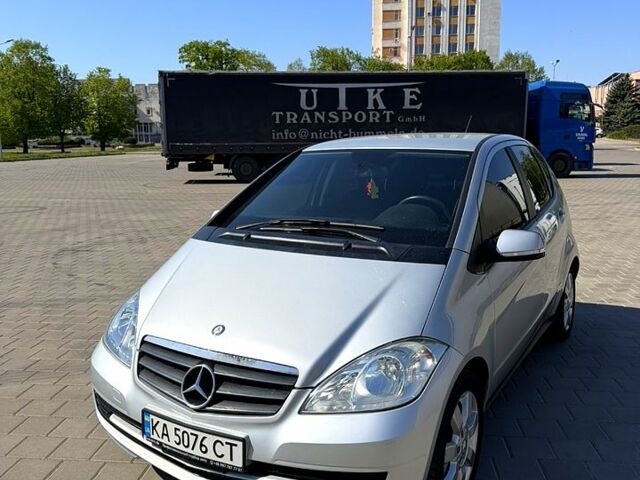 Сірий Мерседес А клас, об'ємом двигуна 1.7 л та пробігом 72 тис. км за 6800 $, фото 1 на Automoto.ua