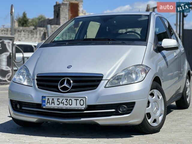 Сірий Мерседес А клас, об'ємом двигуна 1.5 л та пробігом 126 тис. км за 6900 $, фото 1 на Automoto.ua