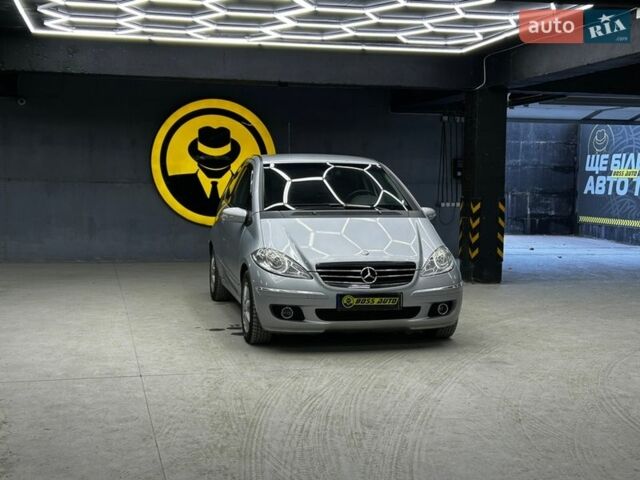 Сірий Мерседес А клас, об'ємом двигуна 1.99 л та пробігом 246 тис. км за 4900 $, фото 1 на Automoto.ua