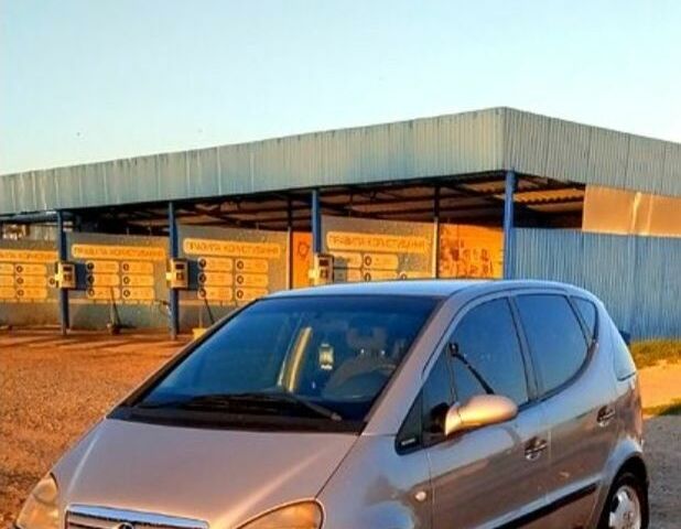 Сірий Мерседес А клас, об'ємом двигуна 1.7 л та пробігом 3 тис. км за 2700 $, фото 1 на Automoto.ua