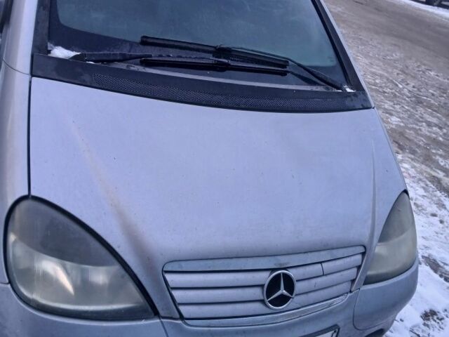 Серый Мерседес А класс, объемом двигателя 1.6 л и пробегом 320 тыс. км за 1037 $, фото 1 на Automoto.ua