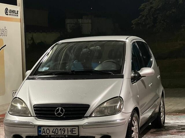 Синій Мерседес А клас, об'ємом двигуна 1.7 л та пробігом 270 тис. км за 3500 $, фото 1 на Automoto.ua