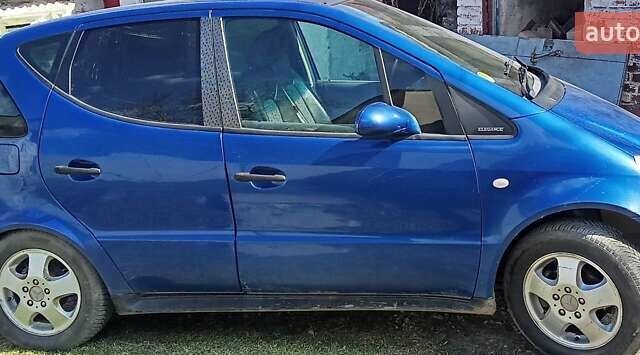 Синій Мерседес А клас, об'ємом двигуна 1.7 л та пробігом 313 тис. км за 3400 $, фото 1 на Automoto.ua