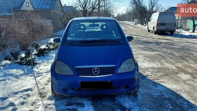Синій Мерседес А клас, об'ємом двигуна 1.7 л та пробігом 291 тис. км за 2500 $, фото 1 на Automoto.ua