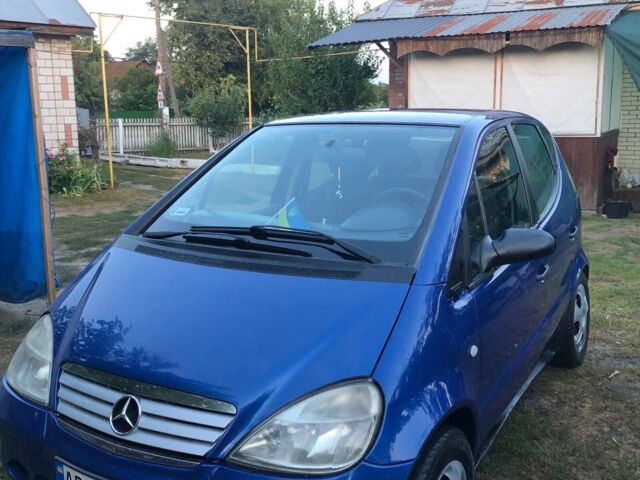 Синій Мерседес А клас, об'ємом двигуна 1.4 л та пробігом 370 тис. км за 2800 $, фото 1 на Automoto.ua
