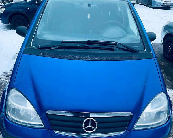 Синий Мерседес А класс, объемом двигателя 1.7 л и пробегом 288 тыс. км за 3800 $, фото 1 на Automoto.ua
