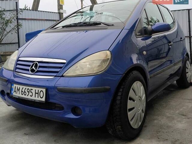 Синий Мерседес А класс, объемом двигателя 1.9 л и пробегом 221 тыс. км за 3250 $, фото 1 на Automoto.ua