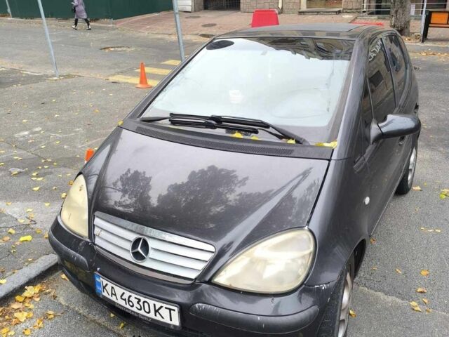 Синій Мерседес А клас, об'ємом двигуна 1.7 л та пробігом 330 тис. км за 2500 $, фото 1 на Automoto.ua