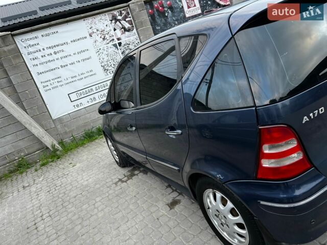 Синій Мерседес А клас, об'ємом двигуна 1.69 л та пробігом 318 тис. км за 3750 $, фото 1 на Automoto.ua