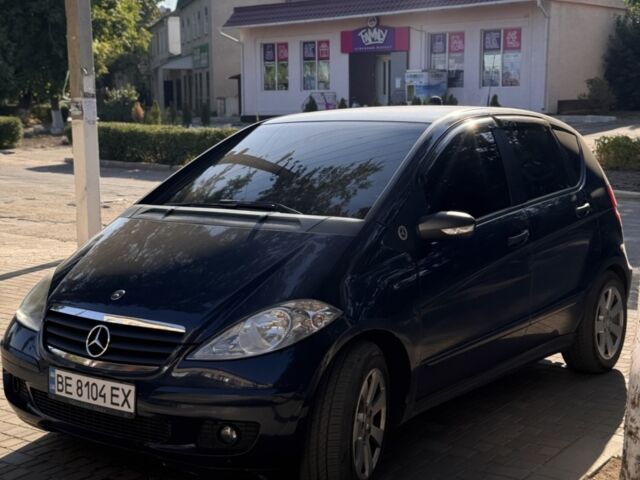 Синий Мерседес А класс, объемом двигателя 2 л и пробегом 255 тыс. км за 5100 $, фото 1 на Automoto.ua