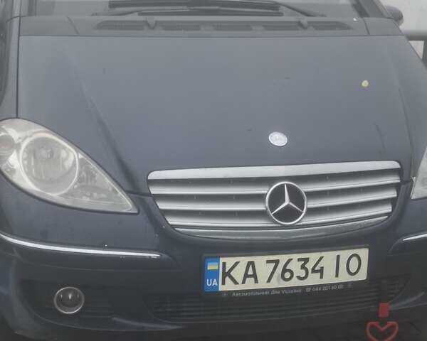 Синий Мерседес А класс, объемом двигателя 1.7 л и пробегом 225 тыс. км за 5000 $, фото 1 на Automoto.ua