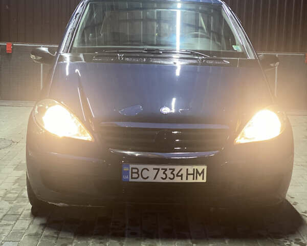 Синий Мерседес А класс, объемом двигателя 1.99 л и пробегом 259 тыс. км за 5150 $, фото 1 на Automoto.ua