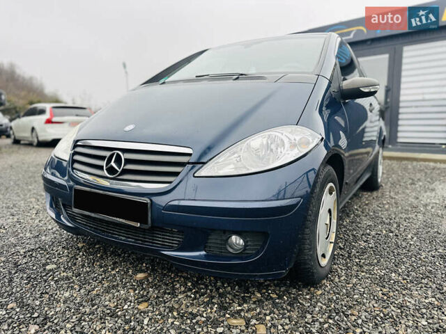 Синий Мерседес А класс, объемом двигателя 2 л и пробегом 265 тыс. км за 4900 $, фото 1 на Automoto.ua