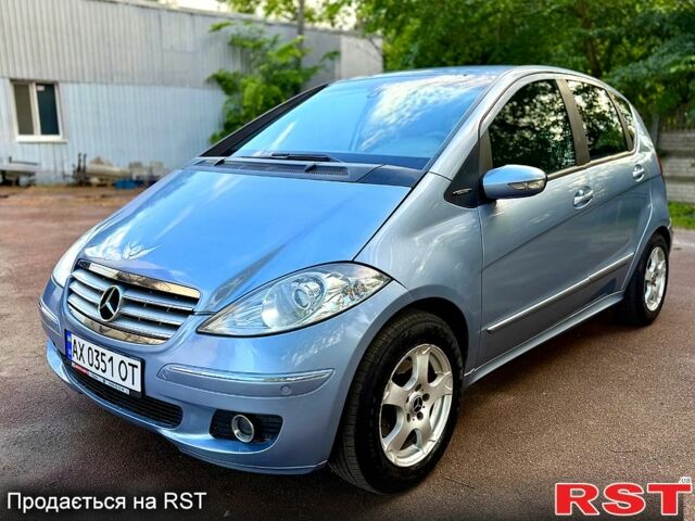 Синий Мерседес А класс, объемом двигателя 2 л и пробегом 280 тыс. км за 5999 $, фото 1 на Automoto.ua