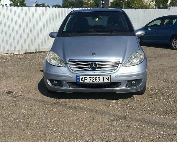 Синій Мерседес А клас, об'ємом двигуна 1.7 л та пробігом 180 тис. км за 6600 $, фото 1 на Automoto.ua