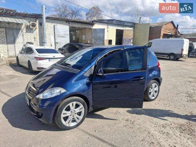 Синій Мерседес А клас, об'ємом двигуна 1.99 л та пробігом 270 тис. км за 5300 $, фото 1 на Automoto.ua