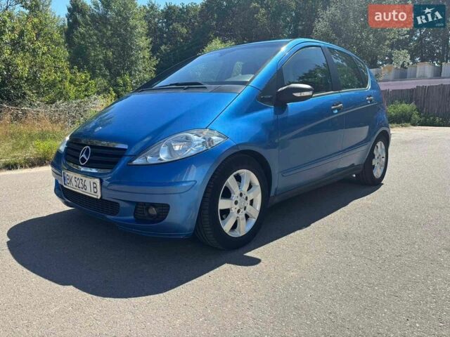 Синий Мерседес А класс, объемом двигателя 2 л и пробегом 199 тыс. км за 5200 $, фото 1 на Automoto.ua