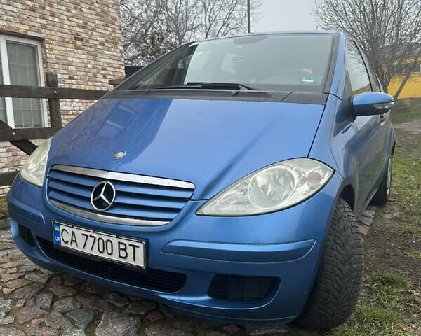 Синий Мерседес А класс, объемом двигателя 1.99 л и пробегом 306 тыс. км за 3800 $, фото 1 на Automoto.ua