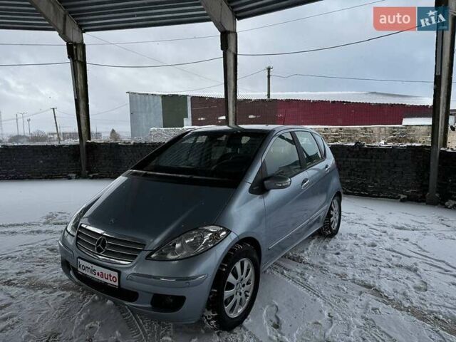 Синій Мерседес А клас, об'ємом двигуна 1.99 л та пробігом 226 тис. км за 6599 $, фото 1 на Automoto.ua