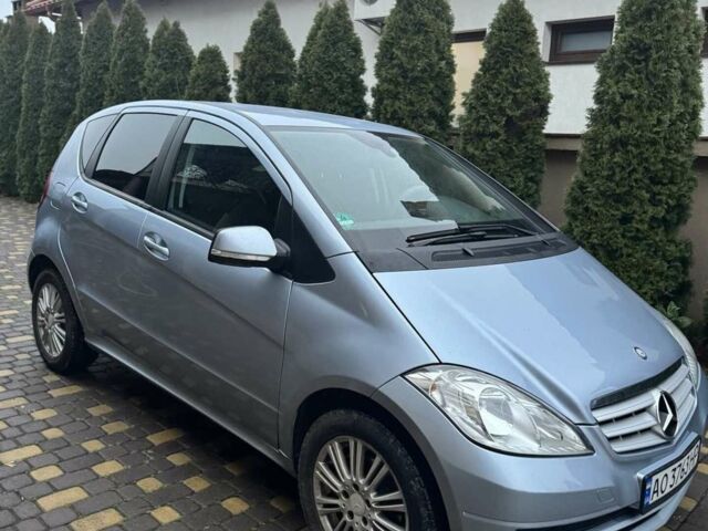 Синій Мерседес А клас, об'ємом двигуна 1.99 л та пробігом 140 тис. км за 8199 $, фото 1 на Automoto.ua