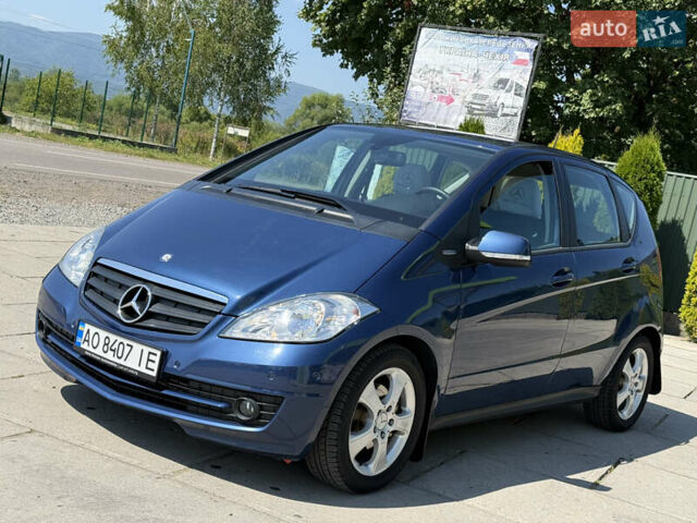 Синій Мерседес А клас, об'ємом двигуна 2 л та пробігом 226 тис. км за 7500 $, фото 1 на Automoto.ua