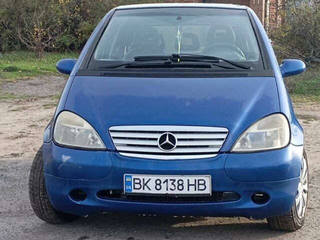 Синий Мерседес А класс, объемом двигателя 1.6 л и пробегом 1 тыс. км за 2300 $, фото 1 на Automoto.ua