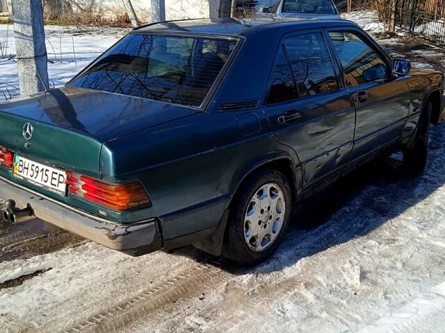 Зеленый Мерседес А класс, объемом двигателя 2 л и пробегом 100 тыс. км за 1000 $, фото 1 на Automoto.ua