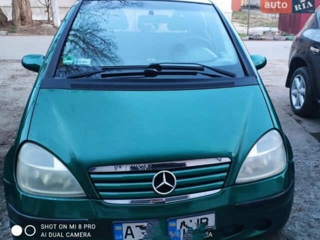 Зелений Мерседес А клас, об'ємом двигуна 1.6 л та пробігом 236 тис. км за 2100 $, фото 1 на Automoto.ua