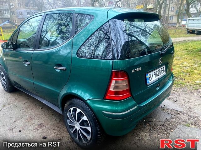 Зелений Мерседес А клас, об'ємом двигуна 1.6 л та пробігом 240 тис. км за 2700 $, фото 1 на Automoto.ua