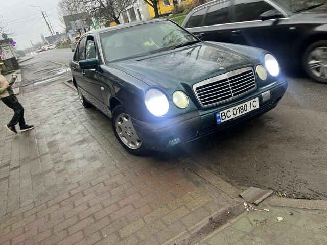 Мерседес А класс 1999 в Дрогобыче на Automoto.ua Зеленый Мерседес А класс, объемом двигателя 2 л и пробегом 375 тыс. км за 2900 $, фото 1 на Automoto.ua