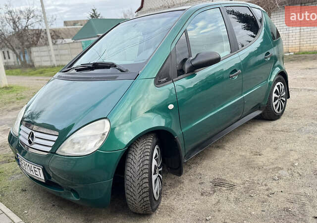 Зелений Мерседес А клас, об'ємом двигуна 1.4 л та пробігом 356 тис. км за 3700 $, фото 1 на Automoto.ua