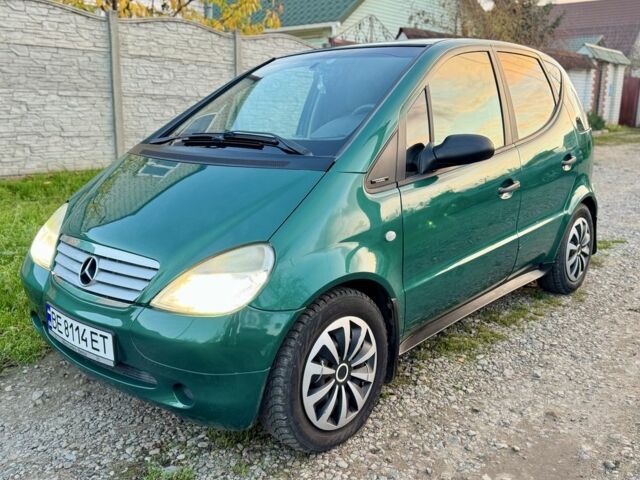 Зеленый Мерседес А класс, объемом двигателя 1.4 л и пробегом 246 тыс. км за 3750 $, фото 1 на Automoto.ua